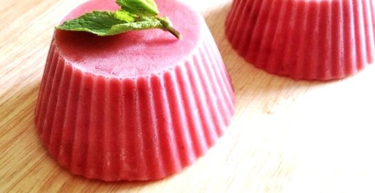 Клубнично-ревеневое мороженое