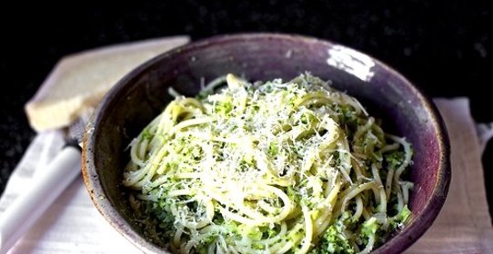 Спагетти с брокколи