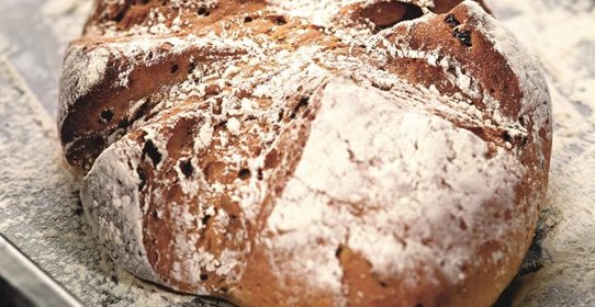 Ржаной хлеб с изюмом