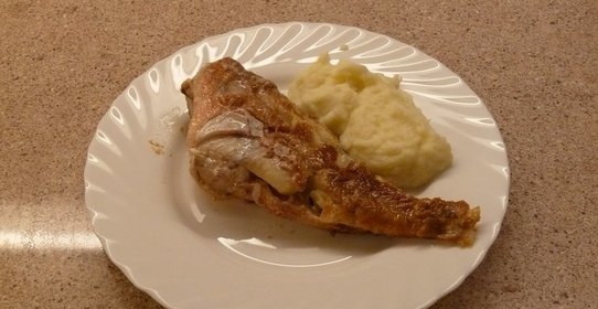 Морской окунь жареный