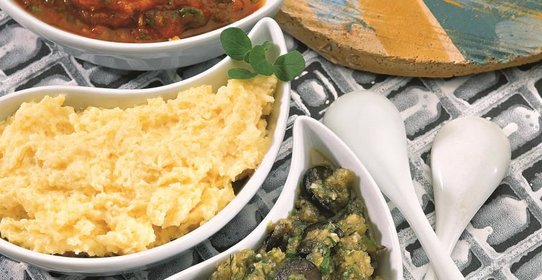 Салат-паста из сладких перцев