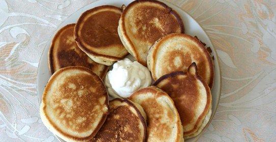 Оладьи на кефире с корицей