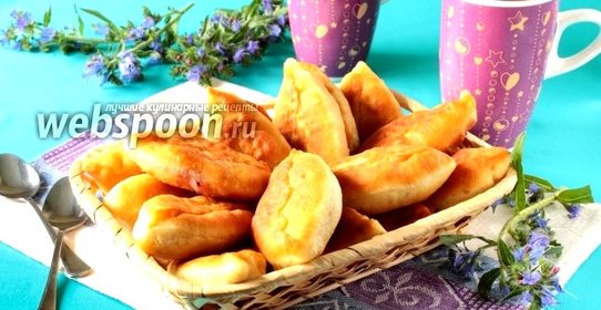 Пирожки с клубникой жареные