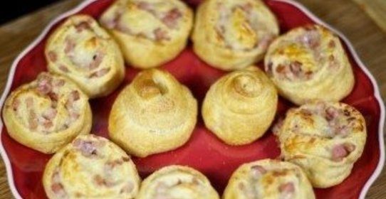 Слойки с ветчиной