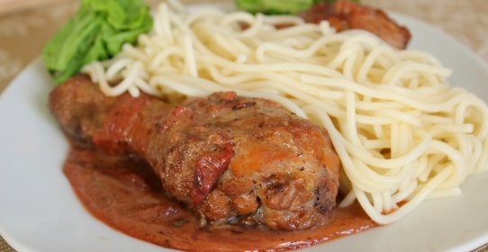 Куриные ножки в кисло - сладком сливовом соусе