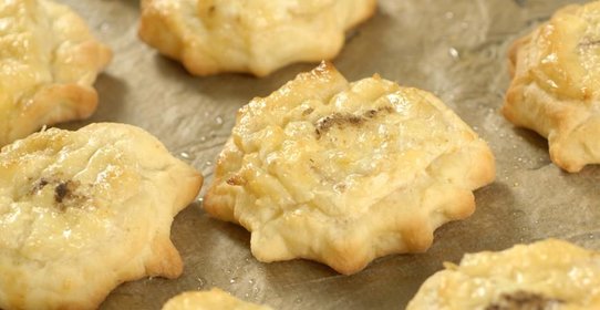 Калицуния, греческие пирожки к пасхе