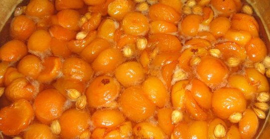 Абрикосовое варенье