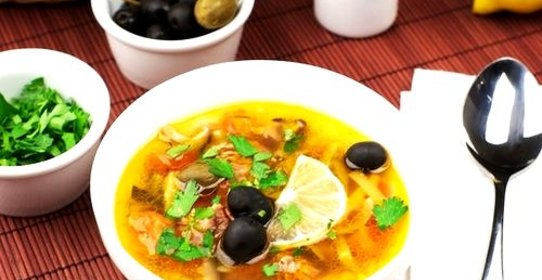 Грибная солянка в мультиварке Редмонд