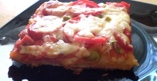 Пицца на слоеном тесте