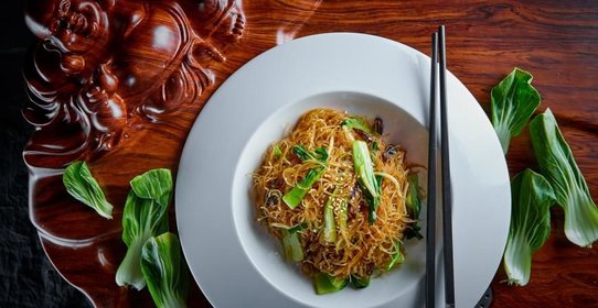 Лапша по-сингапурски с овощами