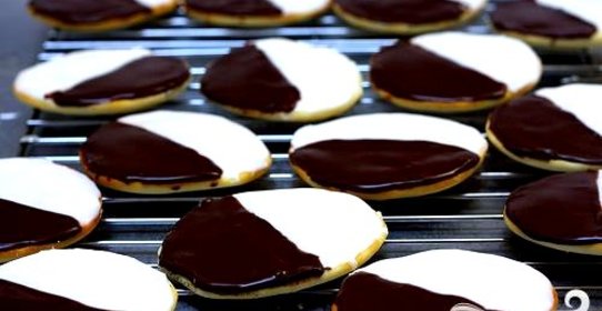 Черно-белое печенье