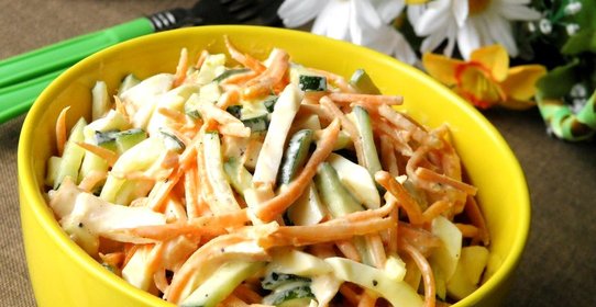 Салат с копченой курицей и корейской морковью