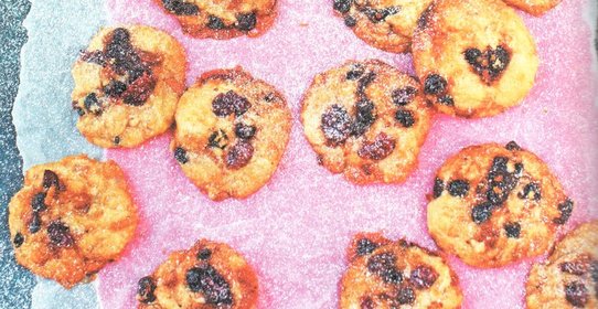 Песочное рождественское печенье с мандариновой цедрой