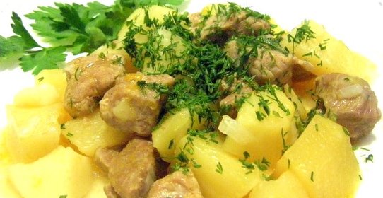 Тушеная картошка с мясом в казане