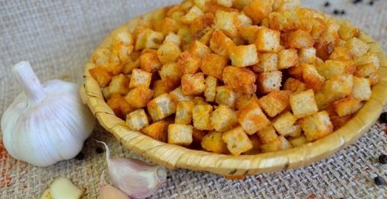 Сухарики в духовке из хлеба