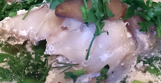 Морской окунь в сливочном соусе