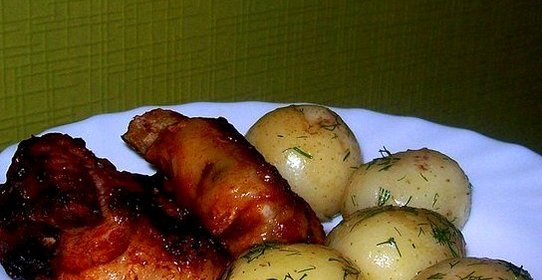 Свиные ребрышки в томатном маринаде