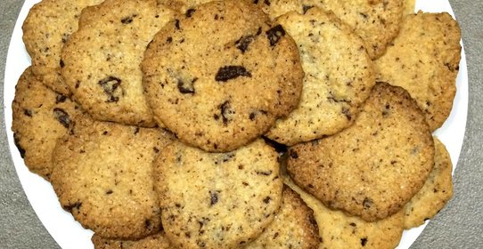 Печенье из овсяных хлопьев с шоколадом