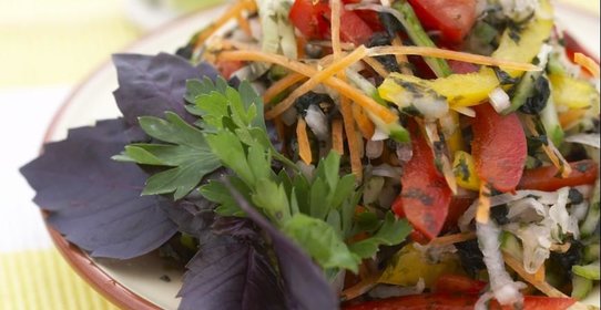 Салат с морской капустой и болгарским перцем