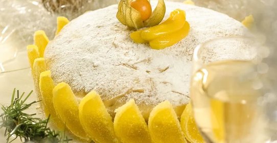 Торт в бананово-лимонном Сингапуре