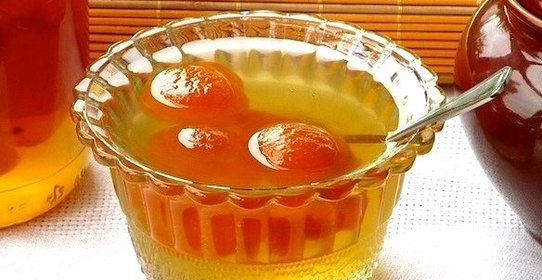 Варенье из абрикосов с ядрышками
