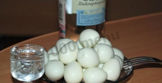 Перепелиные яйца маринованные