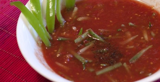 Черемша с томатным соком и маслом