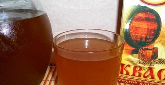 Квас из ржаных сухарей