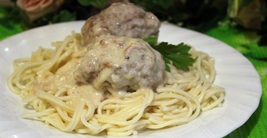 Котлеты в молочном соусе