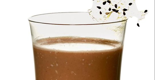 Кофейно-шоколадный смузи с кардамоном