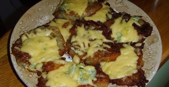 Картофельные драники с сыром