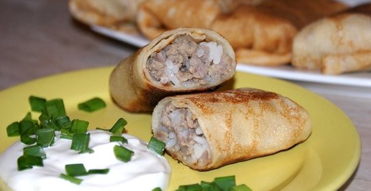 Блинчики с мясом и рисом