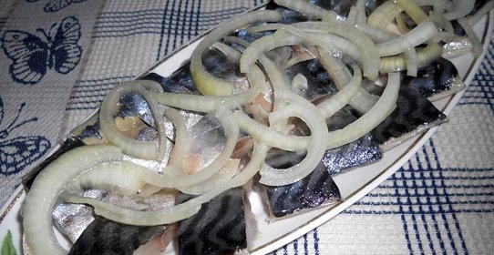 Скумбрия маринованная по домашнему