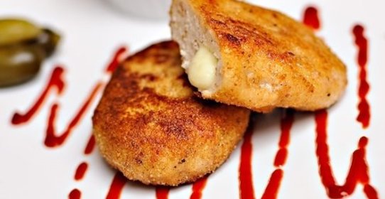 Куриные котлеты с плавленым сыром