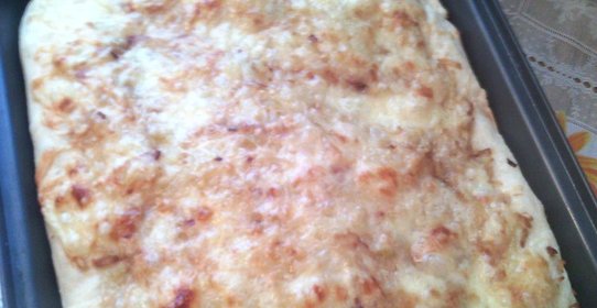 Луковый хлеб пирог