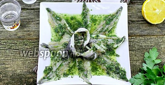 Маринованная мойва