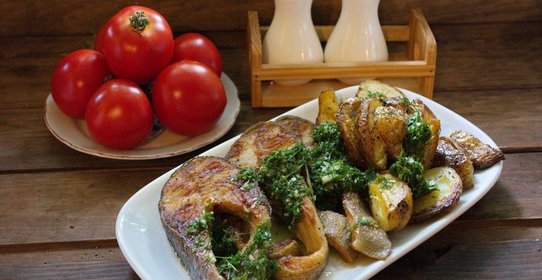 Рыба под чесночным соусом