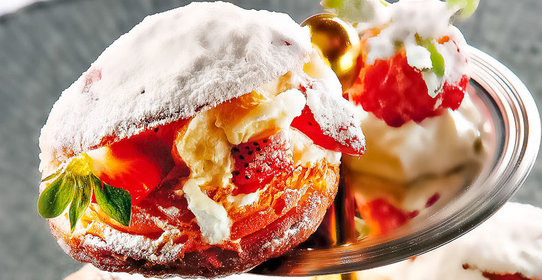 Мини-тортики с клубникой