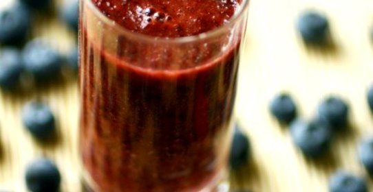 Кулис из черники с белым вином