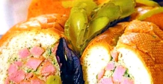 Багет с начинкой