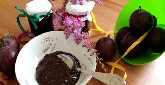 Сливовое варенье с какао
