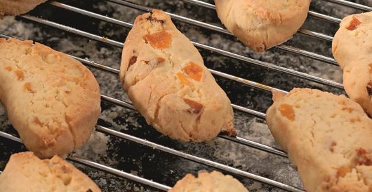 Печенье с курагой