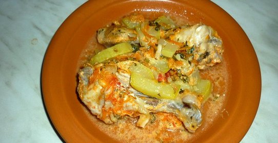 Куриные ножки с кабачком в мультиварке