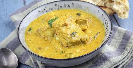 Белая рыба с карри и кокосовым молоком