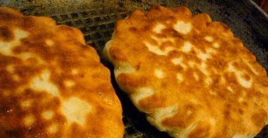 Пирожки на кислом молоке