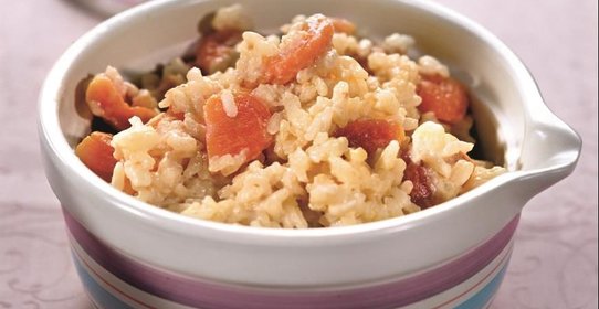 Рисовая каша с курагой и апельсиновым соком