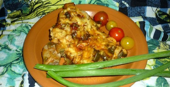 Курица с баклажанами и сыром в мультиварке