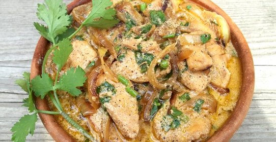 Куриное филе в сметане