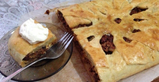 Пирог с мясом и фасолью