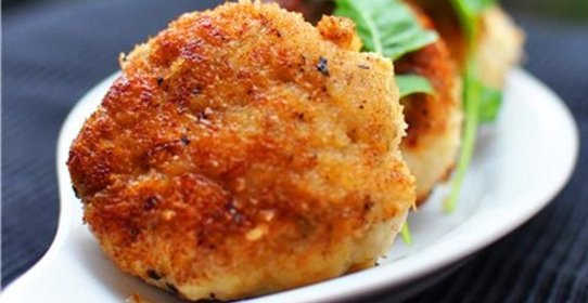 Биточки куриные сливочные